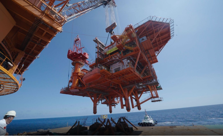  Untuk kontrak EPC Konstruksi fasilitas minyak dan gas, Apa Saja Risiko dan Asuransi ?