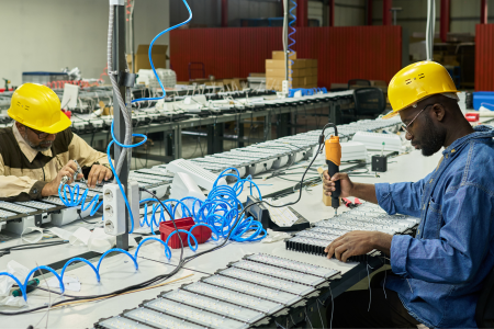 Stok Sparepart Jam Bernilai Tinggi: Bagaimana Jika Terjadi Kebakaran atau Pencurian?