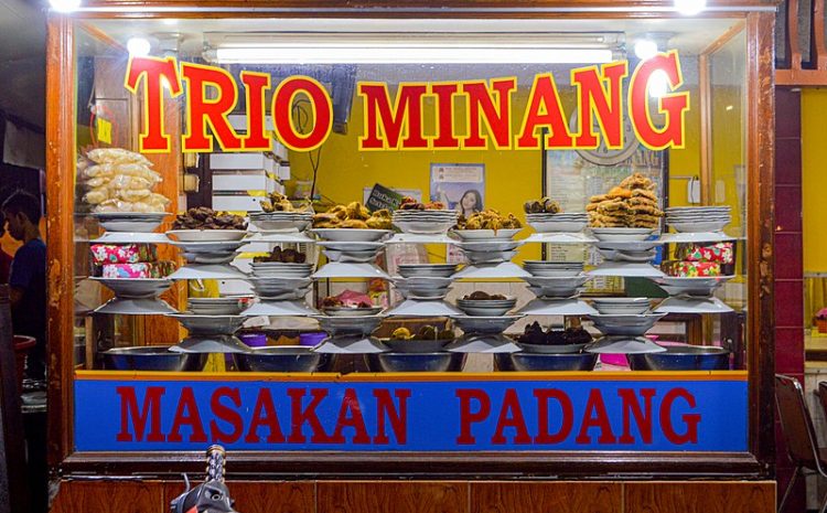  Melindungi Warisan Kuliner Minangkabau: Pilihan Asuransi Terbaik untuk Restoran Padang