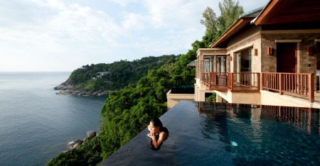 Cara Melindungi Resort dan Villa dari Risiko Alam: Strategi Mengurangi Kerugian Finansial