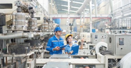 Stok Lampu Fluorescent Hangus di Gudang? Strategi Broker Asuransi Menyelamatkan Aset Pabrik dari Kerugian Miliaran