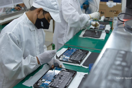 Kebakaran Pabrik Komputer: Risiko Kerusakan Stok dan Mesin Produksi Bernilai Miliaran